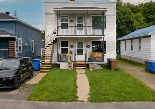 Duplex à vendre - 301-303 205e Rue, Shawinigan, G9T5C8