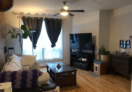 4-Plex à vendre - 0815-0821 Rue Charlevoix, Pointe-St-Charles (Île de Montréal), H3K 2Y5