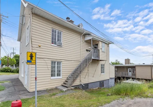4-Plex à vendre - 2474-2476 Av. Royale, Beauport, G1C 1R4