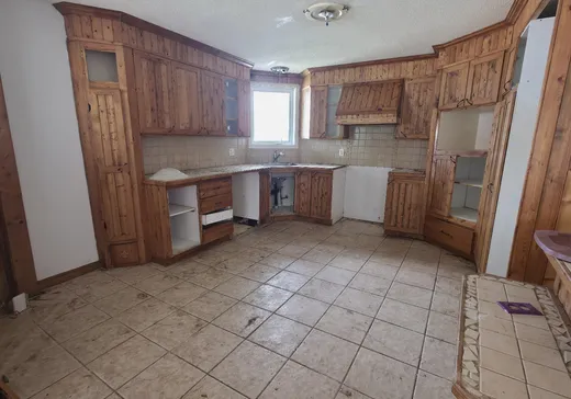 Duplex à vendre - 187-187B Rue Principale, Normandin, G8M 4H5