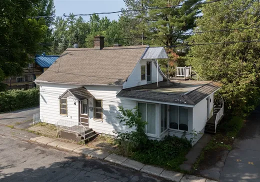 Duplex à vendre - 1505 Av. St-Joseph, Plessisville, G6L2H7