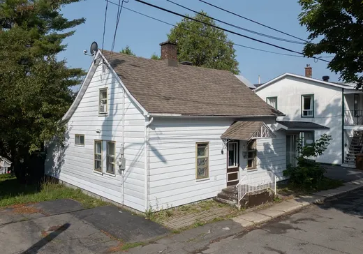 Duplex à vendre - 1505 Av. St-Joseph, Plessisville, G6L 2H7