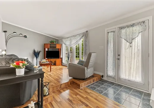 Triplex à vendre - 23 Rue Guertin, Gatineau, J8T 3L1