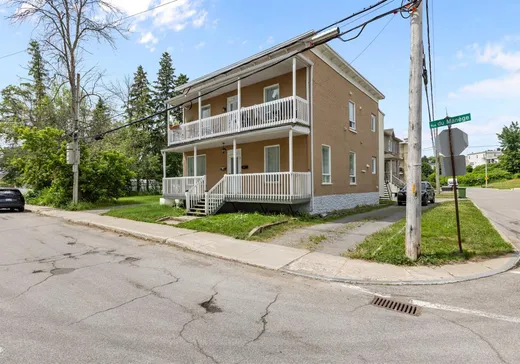 Triplex à vendre - 54-56 Rue du Manège, Beauport, G1E5G6