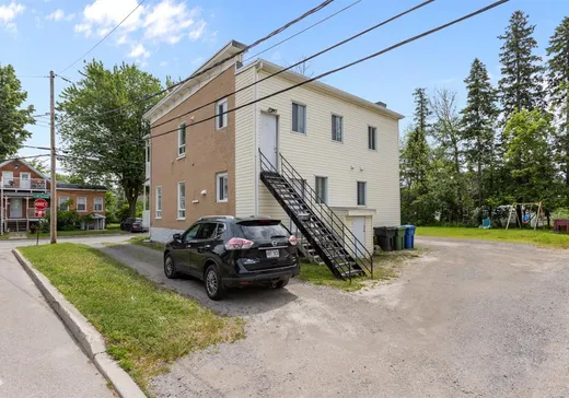 Triplex à vendre - 54-56 Rue du Manège, Beauport, G1E 5G6