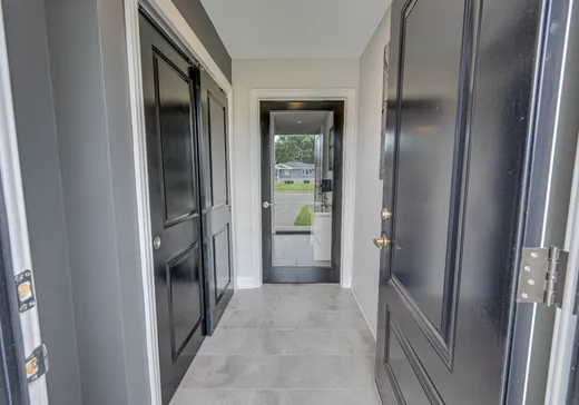 Duplex for Sale - 5391 Boul. Hébert, Salaberry-de-Valleyfield, J6S 6G8