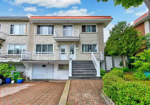 Triplex for sale - 9045-9047 Rue Grasset, Montreal (Saint-Leonard), H1R2N5