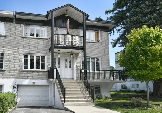 Triplex for sale - 8671 Av. d'Allonnes (8671-8675), Montreal (Anjou), H1J1W8