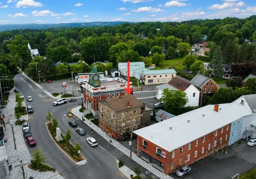4-Plex for Sale - 4-8 Rue du Carmel, Danville, J0A 1A0