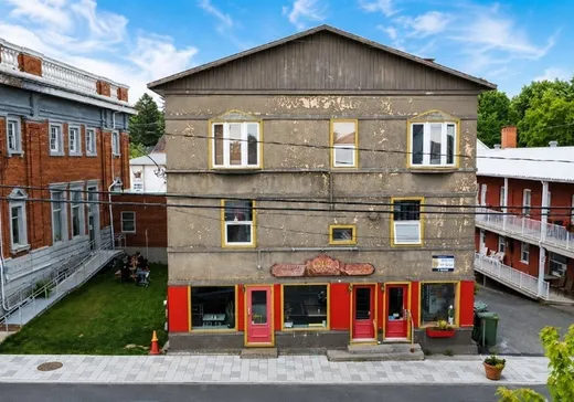 4-Plex for Sale - 4-8 Rue du Carmel, Danville, J0A 1A0