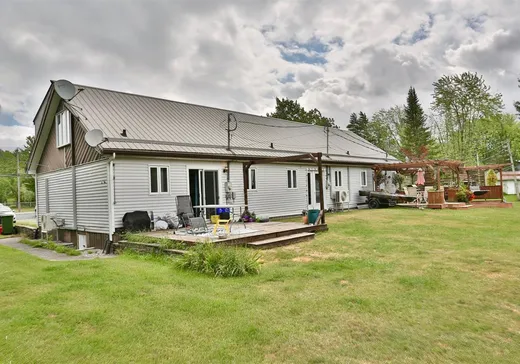 Triplex à vendre - 267A-267C Route 139, Acton Vale, J0H 1A0