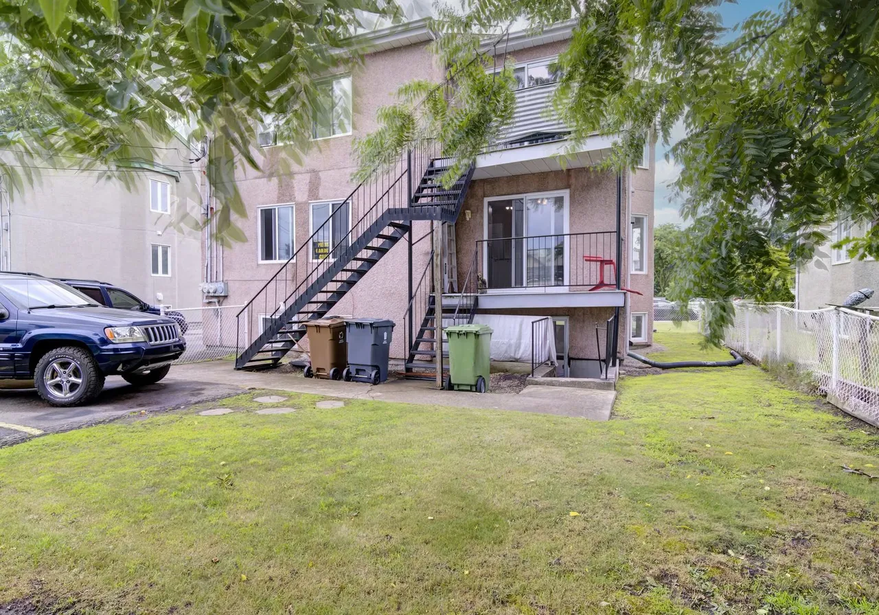 1125-1129 Av. de Péribonka — photo 3