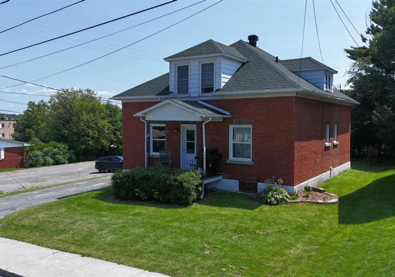 250-252 Boul. Morin — photo 2