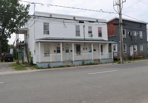 4-Plex à vendre - 759-771 Rue St-Roch, Trois-Rivières, G9A2M3