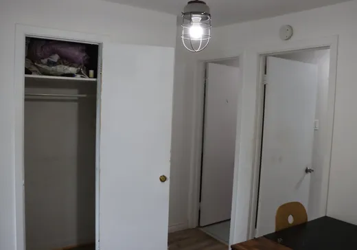 4-Plex à vendre - 759-771 Rue St-Roch, Trois-Rivières, G9A 2M3