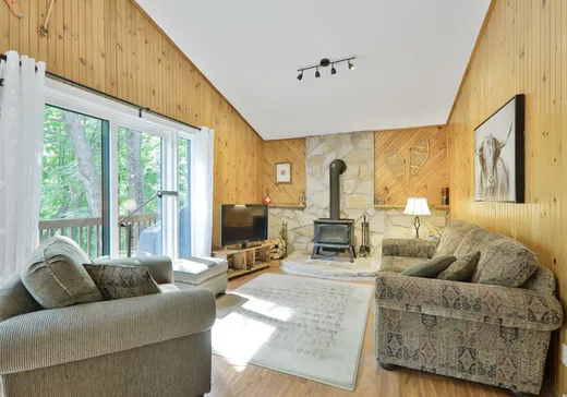 Duplex à vendre - 74-78 1re rue du Mont-Suisse, Saint-Sauveur, J0R 1R2