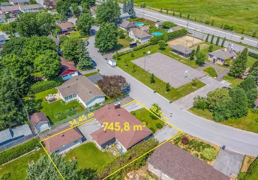 Duplex à vendre - 3319-3321 Av. Mallet, Ville de Québec, G1C 3S6