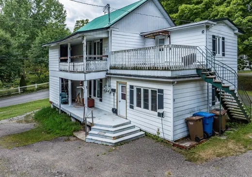 Duplex for Sale - 80-82 Rue de la Station, St-Boniface-De-Shawinigan, G0X 2L0