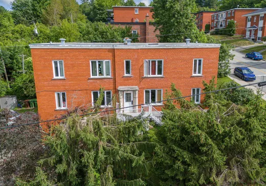 5-Plex à vendre - 2551 Rue Maisonneuve, Sherbrooke, J1J 2B1