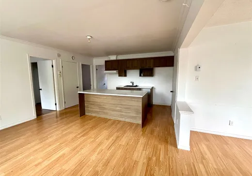 Duplex for Sale - 412-414 Rue St-Roch, Asbestos, J1T 2N2