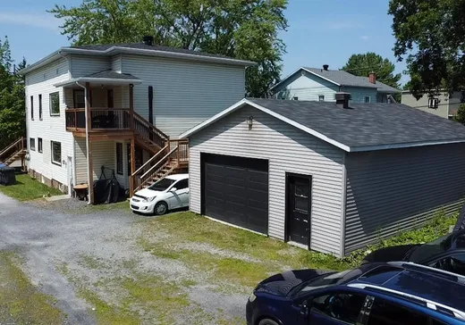 Triplex for Sale - 48-52 Rue Grondin, East Angus, J0B 1R0