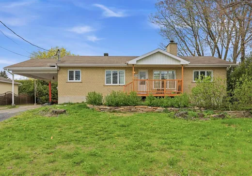 4-Plex à vendre - 6315 Av. Pinard, Saint-Hyacinthe, J2R1B8