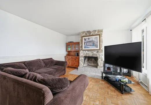 4-Plex à vendre - 6315 Av. Pinard, Saint-Hyacinthe, J2R 1B8