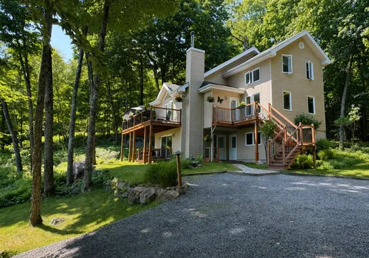 Duplex à vendre - 100Z-102Z Ch. des Cimes, Saint-Sauveur, J0R 1R3