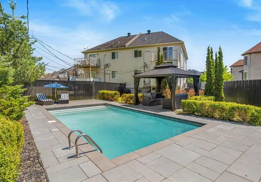Triplex à vendre - 5095-5099 Rue de Horta, Laval (Chomedey), H7W 0A6