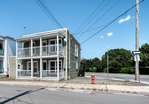 Duplex for Sale - 139-141 8e Avenue, Drummondville, J2B 2R7
