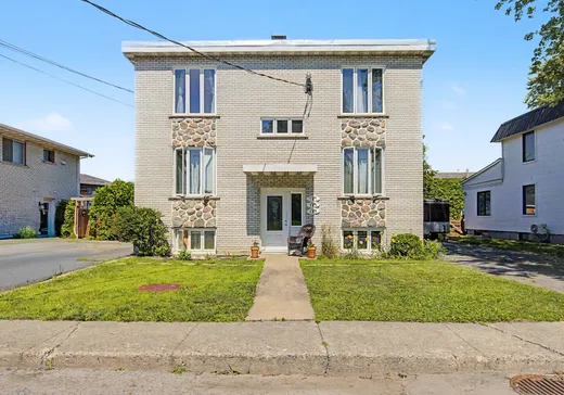 Triplex for sale - 183-187 Rue Michel-Messier, Varennes, J3X1A5