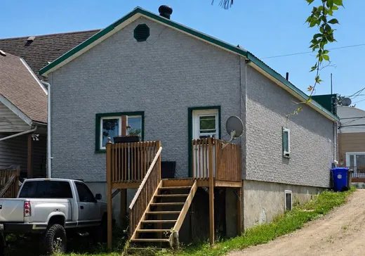 Duplex for Sale - 97-99 Rue St-Jacques, Chapeau, J0X 1M0