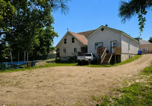 Duplex for Sale - 97-99 Rue St-Jacques, Chapeau, J0X 1M0
