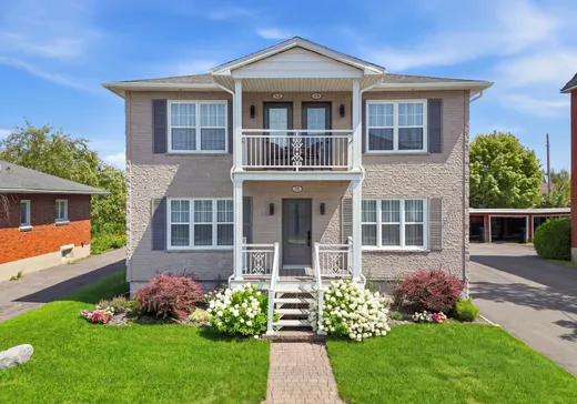Triplex for sale - 49-53 Rue Labelle, Saint-Jean-sur-Richelieu, J3B5H3