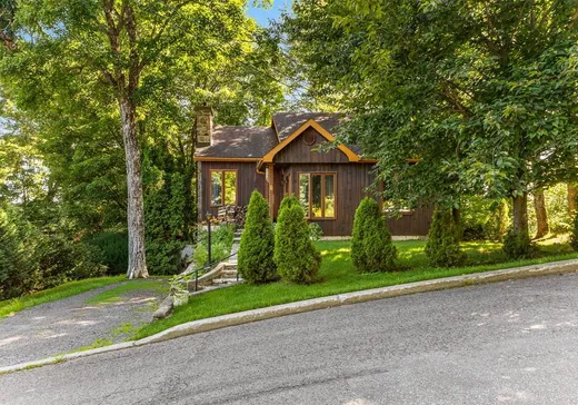 Duplex à vendre - 8-8A Rue des Ardoises, Sainte-Agathe-des-Monts, J8C 3N2