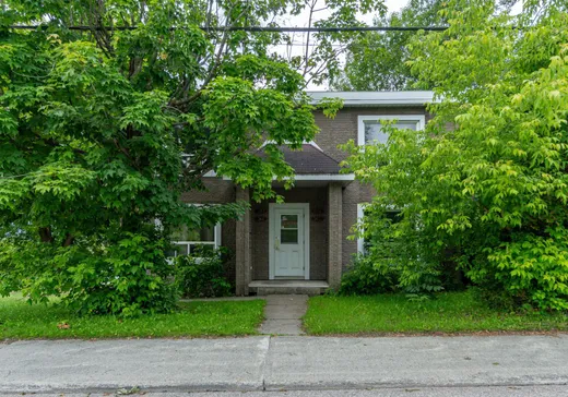 5-Plex à vendre - 357-365 12e Avenue N., Sherbrooke, J1E2W6