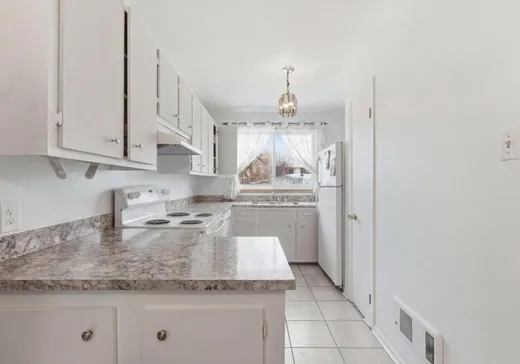Duplex for Sale - 330-332 Rue Henri, Saint-Jérôme, J7Z 1X7