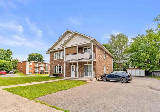 4-Plex à vendre - 605 Rue Dumont, Saint-Jérôme, J7Z 3V3