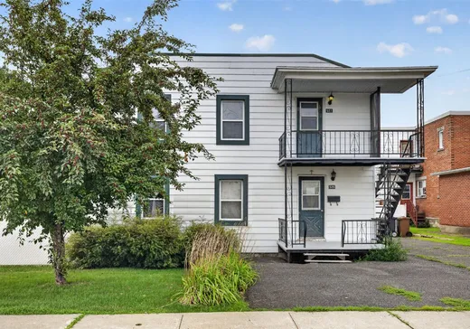 Duplex for Sale - 525-527 Rue Bruno, Drummondville, J2C 4M6