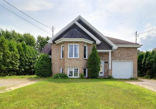 Duplex à vendre - 120-120A Rue Montambault, Deschambault, G0A1S0