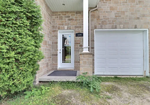 Duplex à vendre - 120-120A Rue Montambault, Deschambault, G0A 1S0