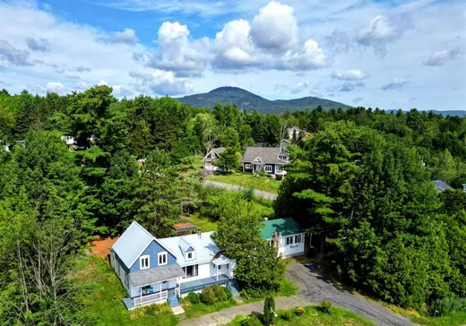 Triplex à vendre - 709Z-715AZ Ch. des Pères, Magog, J1X7Y6