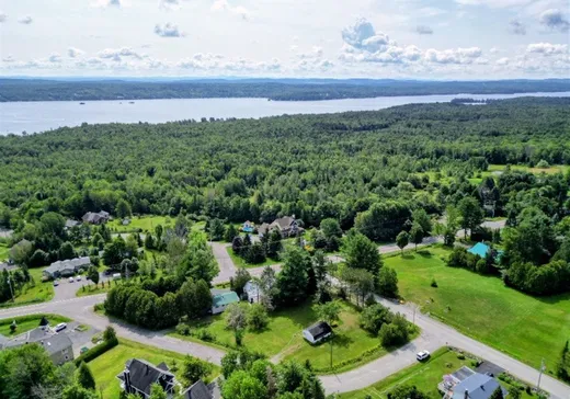 Triplex à vendre - 709Z-715AZ Ch. des Pères, Magog, J1X 7Y6