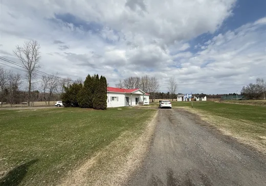 Duplex à vendre - 1781A-1781B Ch. des Patriotes, Sainte-Victoire-de-Sorel, J0G 1T0
