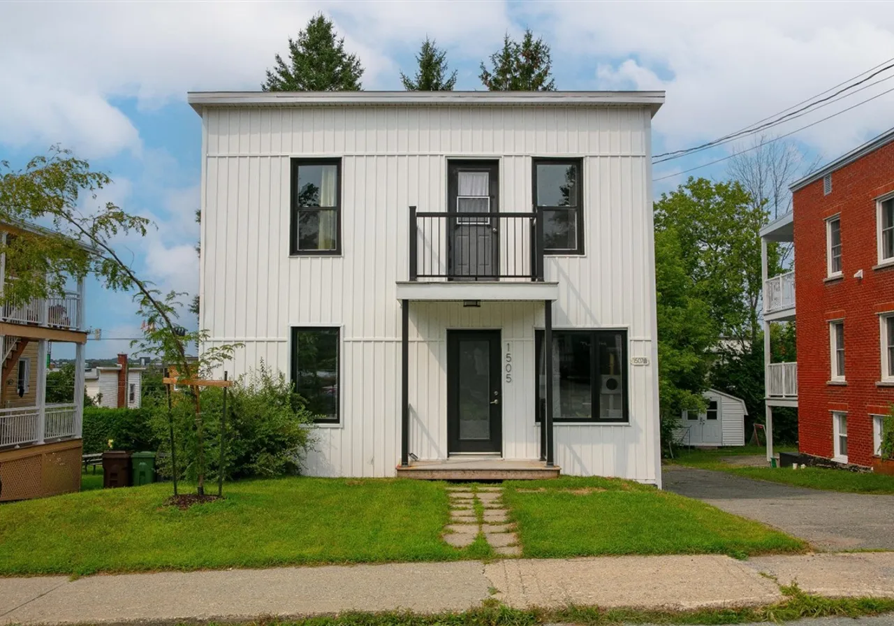 1505-1507 Rue St-André — photo 1
