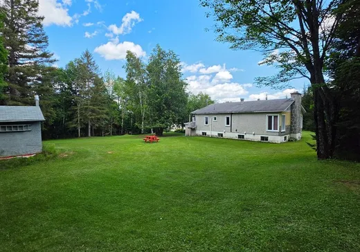 Duplex for Sale - 853-855 Mtée du Lac-Paquet, Rivière-Rouge, J0T 1T0