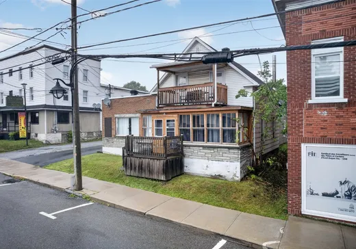 Duplex for Sale - 68-70 Rue Angus N., East Angus, J0B 1R0