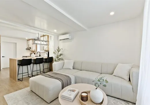 Triplex for Sale - 816-822 Rue Degré, Magog, J1X 1B9