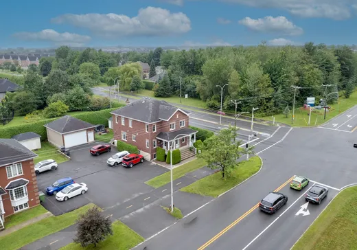 Triplex à vendre - 403 Rue Robert-Bernard (403-407), Drummondville, J2C8N2
