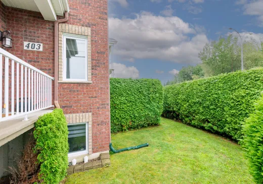 Triplex à vendre - 403 Rue Robert-Bernard (403-407), Drummondville, J2C 8N2